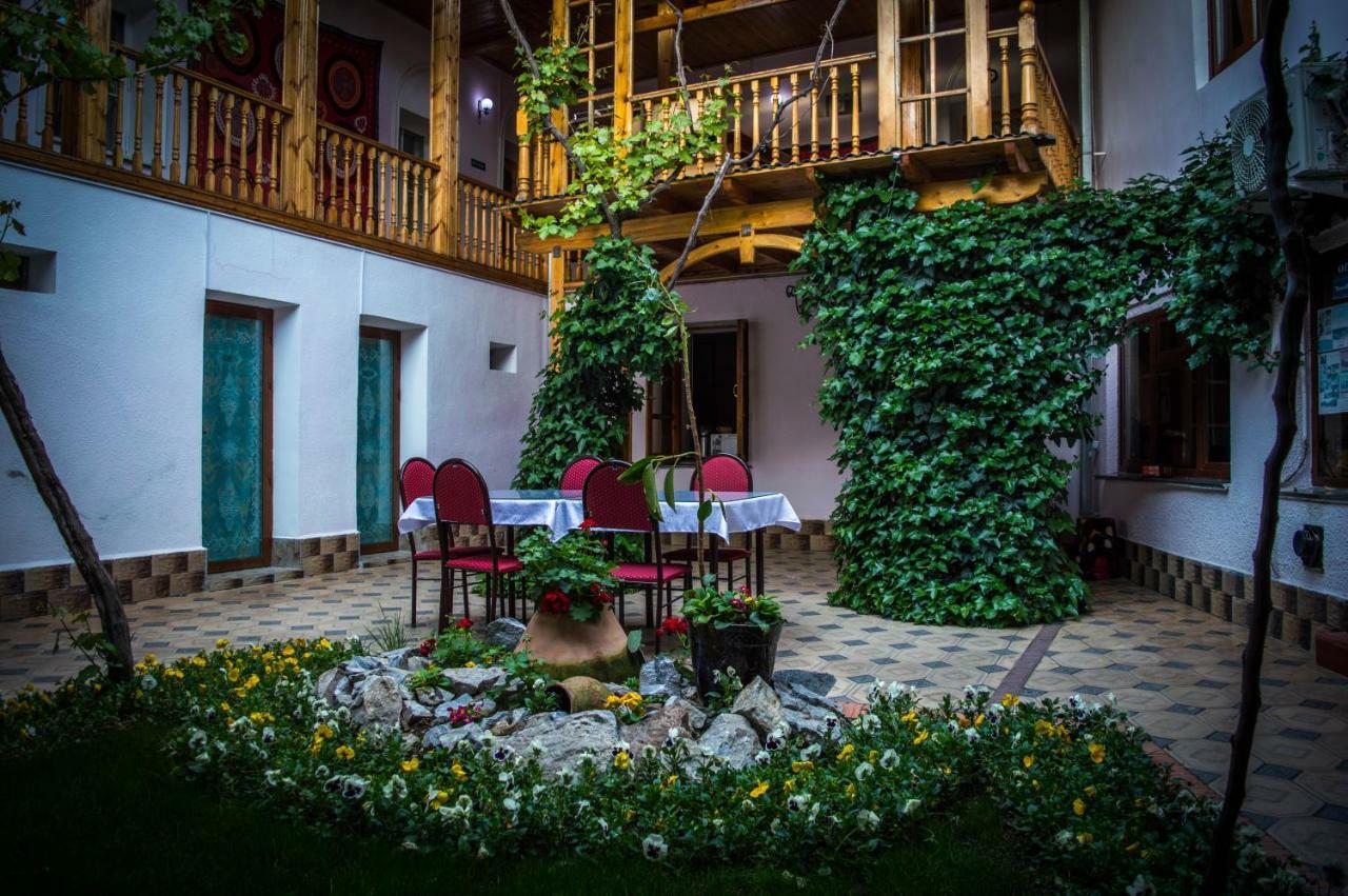 Jahongir Bed & Breakfast Самарканд Екстериор снимка